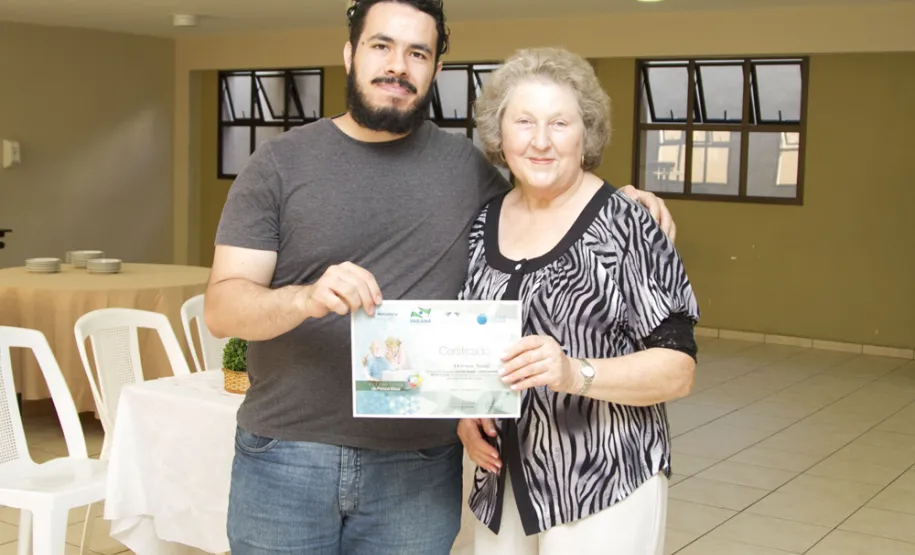 Celepar e Igreja Metodista promoveram curso à terceira idade