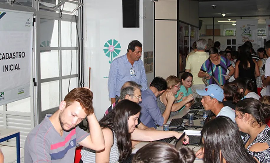 Moradores do Uberaba recebem serviços gratuitos de cidadania