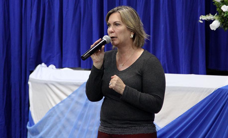 Celepar entrega certificados aos idosos de Capitão Leônidas Marques