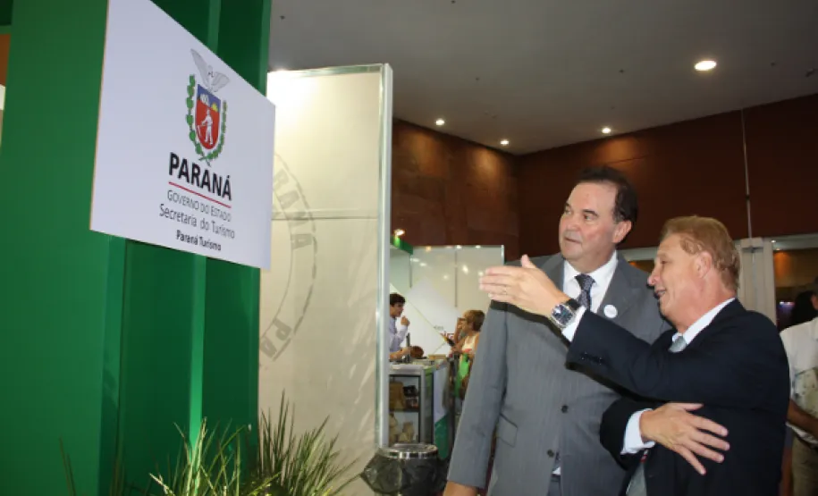 Secretaria de Turismo lança novo site desenvolvido pela Celepar x