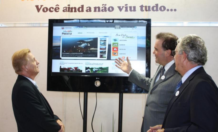Secretaria de Turismo lança novo site desenvolvido pela Celepar x