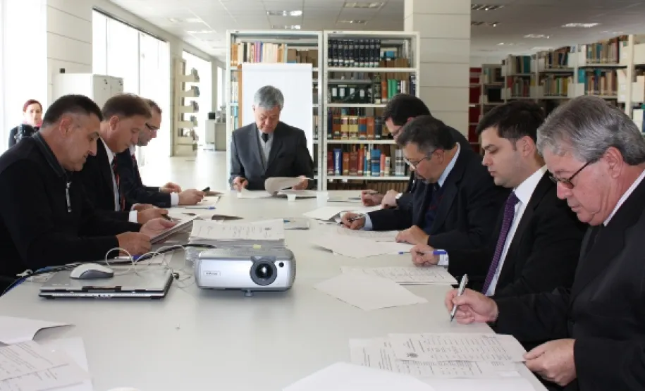 Welington de Souza Carvalho, Sebastião Henrique de Medeiros, Sergio de Jesus Vieira, Mauro Sorgenfrei, Cássio Taniguchi, Edson Casagrande, Jacson Carvalho Leite e Hugo Eduardo Simião, na 4ª Reunião Ordinária do Conselho Estadual de Tecnologia da Informação e Telecomunicações – COSIT - Data: 02/06/2011