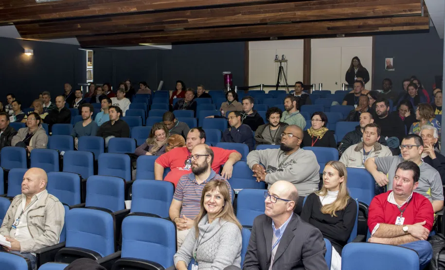 Celepar realiza evento sobre medicina esportiva