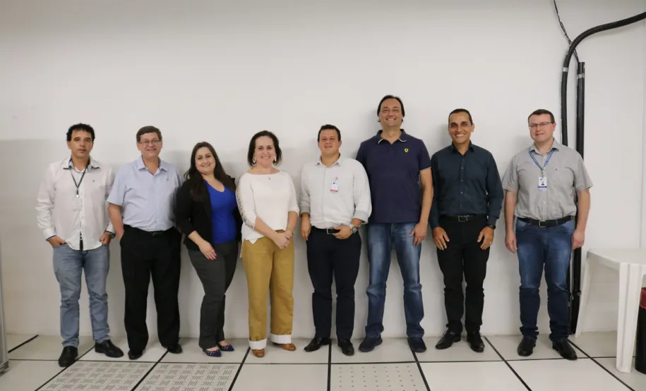 Jucepar e Celepar estudam modernizar sistema de registro de empresas