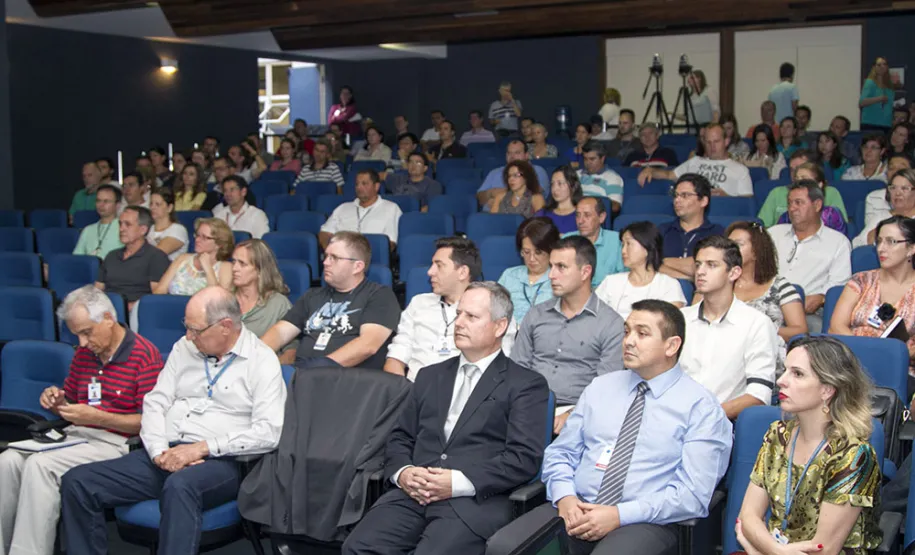 Celepar integra comissão julgadora do 1º Prêmio Sercomtel de Inovação Jacson Carvalho Leite, Marcus von Borstel e Amauri Escudero