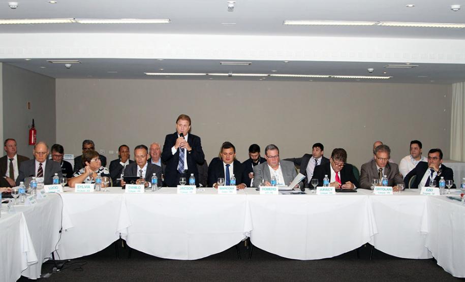 Celepar coordena fórum nacional que discute soluções de tecnologia para governos estaduais