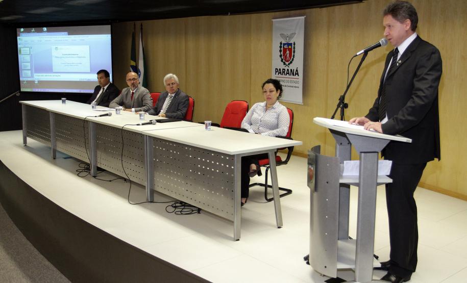 O secretário de Controle Interno, Mauro Munhoz abre a  Semana de Controle Interno  que capacitará servidores do Governo