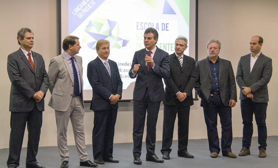 Estado lança plataforma educacional para capacitar servidores municipais