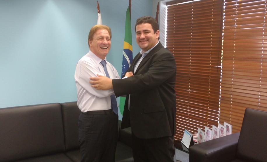 Amazonas tem interesse em sistemas de saúde implantados no Paraná