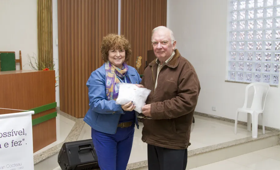 Parceria da Celepar com igrejas Presbiteriana e Batista leva curso à terceira idade