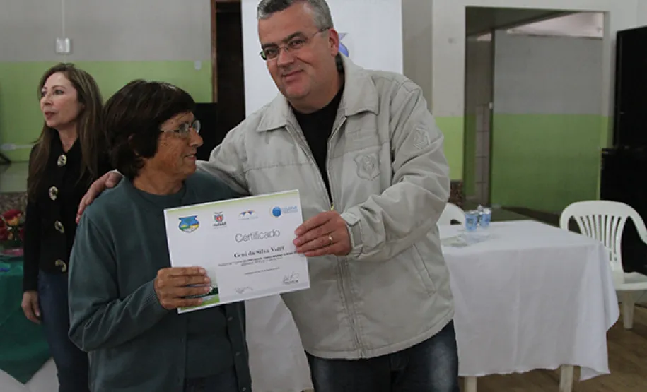 Idosos de Laranjeiras do Sul entram na era digital