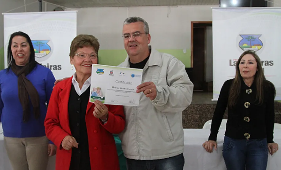 Idosos de Laranjeiras do Sul entram na era digital