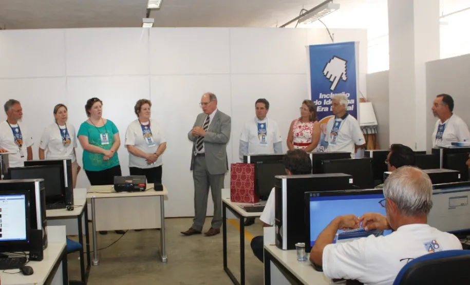 Programa Celepar Cidadã (Curso de inclusão de idosos na era digital), realizado nos dias 19 a 22 de novembro de 2012,  tarde