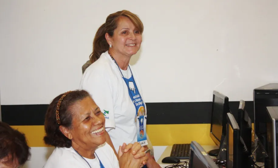 Programa Celepar Cidadã (Curso de inclusão de idosos na era digital), realizado nos dias 19 a 22 de novembro de 2012,  tarde