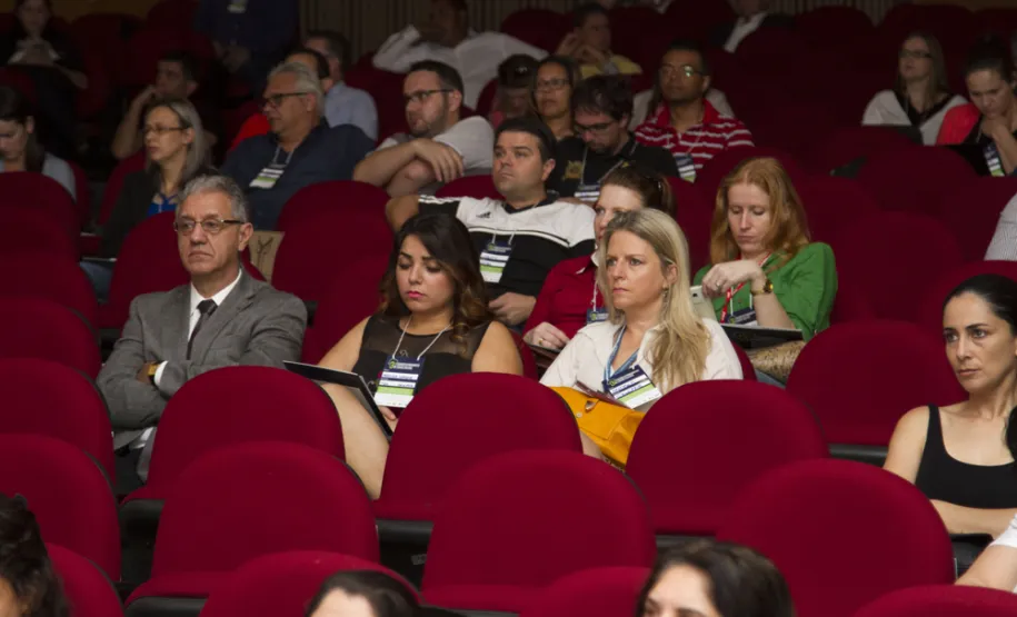 Gestores discutem modelo de serviços públicos no Congresso de Cidades Digitais
