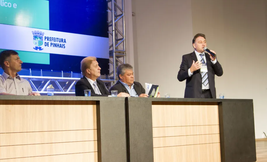 Gestores discutem modelo de serviços públicos no Congresso de Cidades Digitais