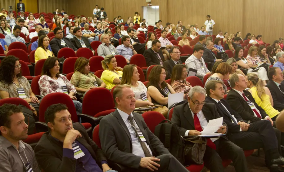 Gestores discutem modelo de serviços públicos no Congresso de Cidades Digitais