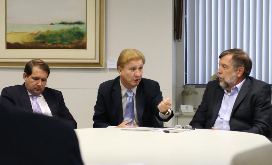 A Secretaria para Assuntos Estratégicos e a Companhia de Informática e Comunicação do Estado do Paraná (Celepar) vão unificar suas ações voltadas à inclusão digital.Curitiba, 16/03/2016.Foto: José Fernando Ogura/SEAE
