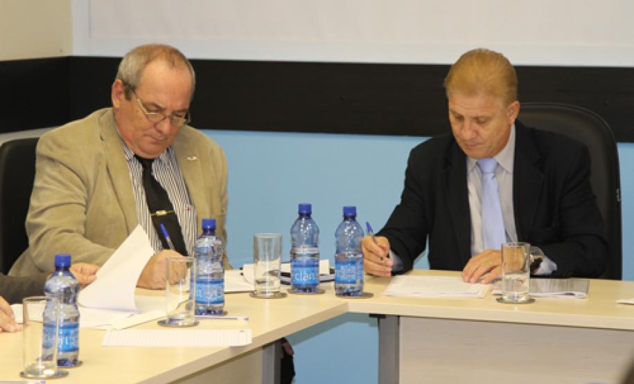 Cosit incentiva a adoção do sistema de gestão digital de documentos Reunião do Cosit no Centro Integrado de Informações Estratégicas da Celepar