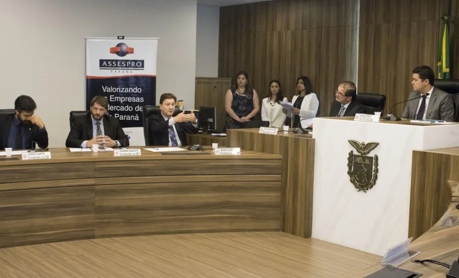 Frente Parlamentar de Tecnologia da Informação e Comunicação é lançada na Assembleia do Paraná