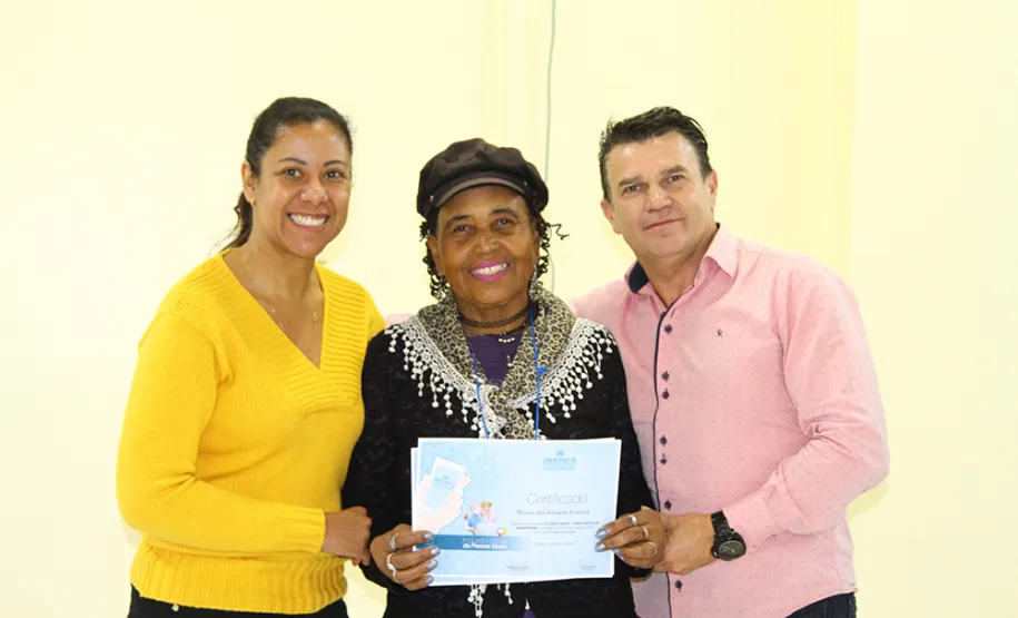 Curso básico de smartphone para idosos promove inclusão de 19 alunos no bairro Boqueirão