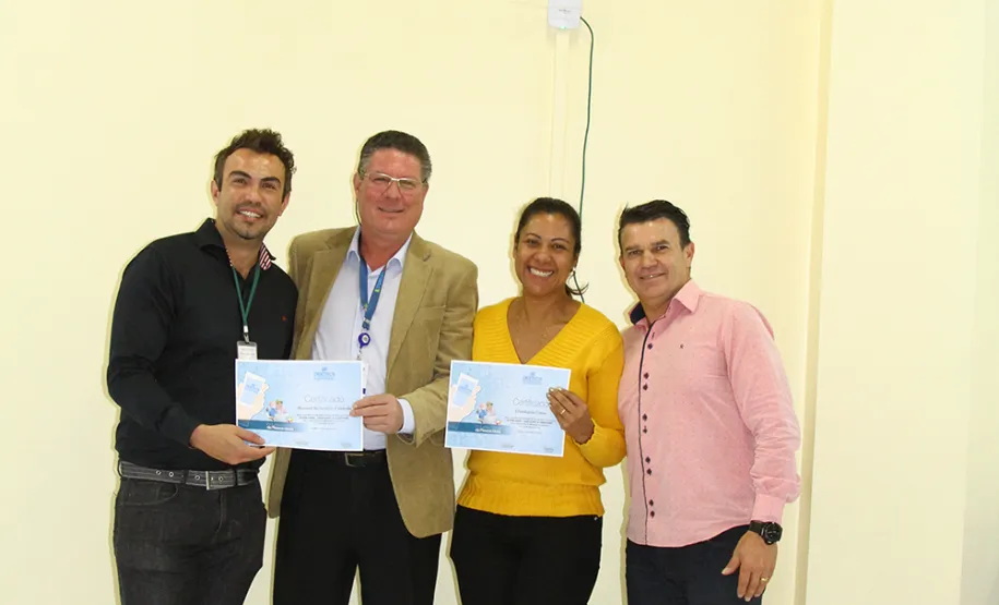 Curso básico de smartphone para idosos promove inclusão de 19 alunos no bairro Boqueirão