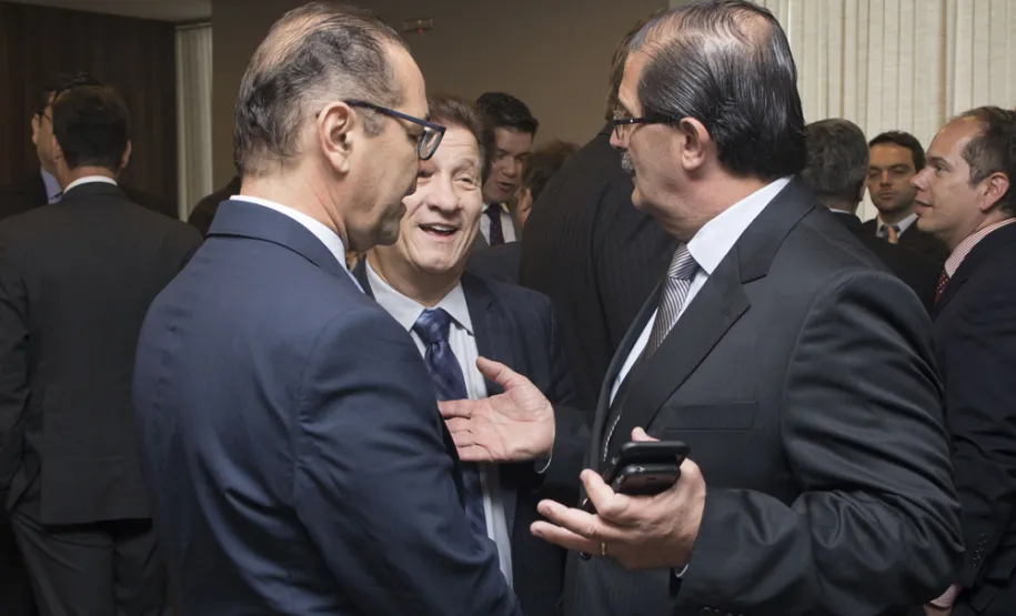 Frente Parlamentar de Tecnologia da Informação e Comunicação é lançada na Assembleia do Paraná