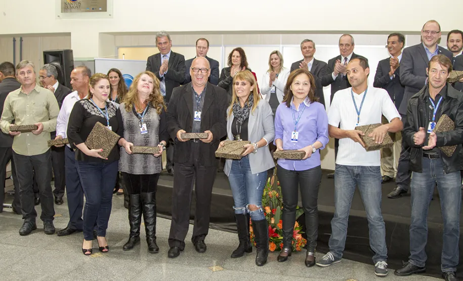 No aniversário de 51 anos, Celepar recebe certificação internacional de segurança do Data Center