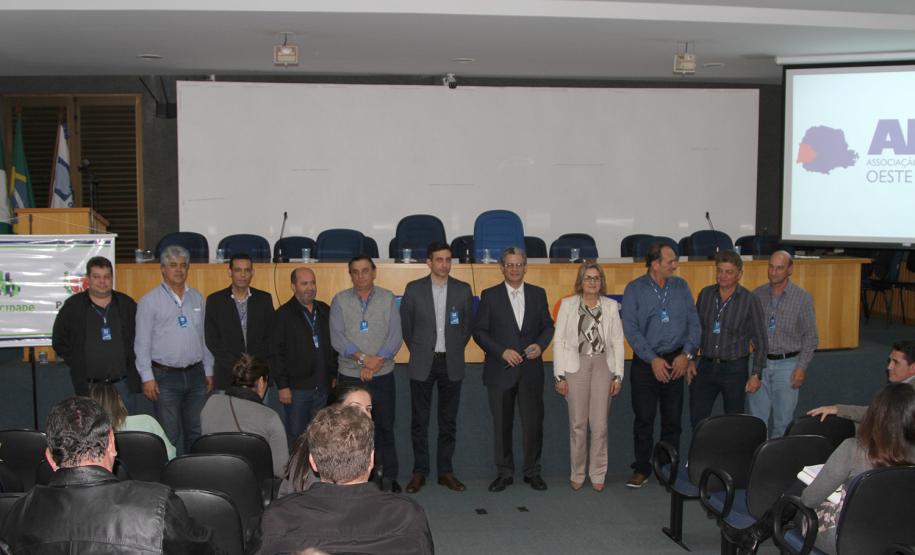 Celepar participa de reunião da Associação dos Municípios do Oeste do Paraná