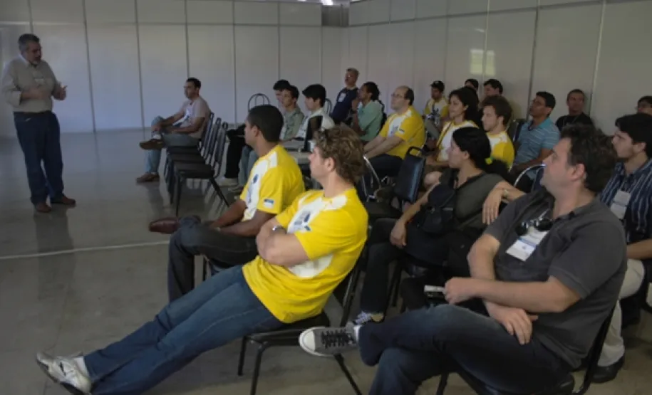 Alegria e diversão na confraternização de aniversário da Celepar Confraternização dos 47 anos da Celepar, 37 anos da Funcel e 15 anos da Previcel