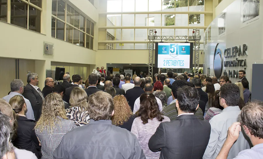 No aniversário de 51 anos, Celepar recebe certificação internacional de segurança do Data Center