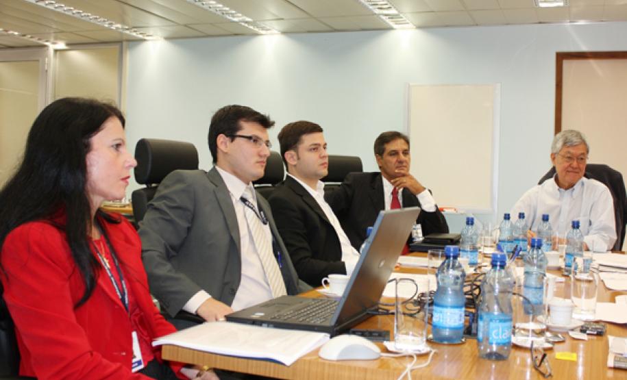 Reunião do Conselho de Administração - abril 2012 Esta foi a primeira reunião ordinária do Conselho de Administração em 2012