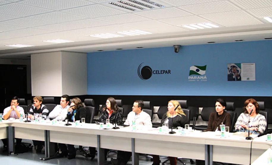 Soluções inteligentes desenvolvidas pela Celepar são apresentadas à Prefeitura de Araucária