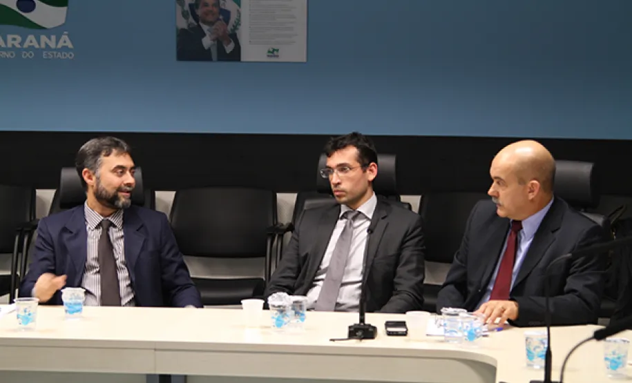Órgãos fiscalizadores do Estado conhecem experiência em tecnologia da informação da Celepar