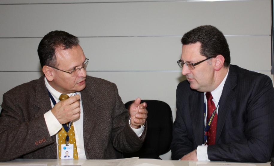 Cosit avalia projetos de inovação da área de tecnologia da informação do governo do Estado Danilo Scalet e Mauro Sorgenfrei, da Celepar, participaram da reunião do Cosit