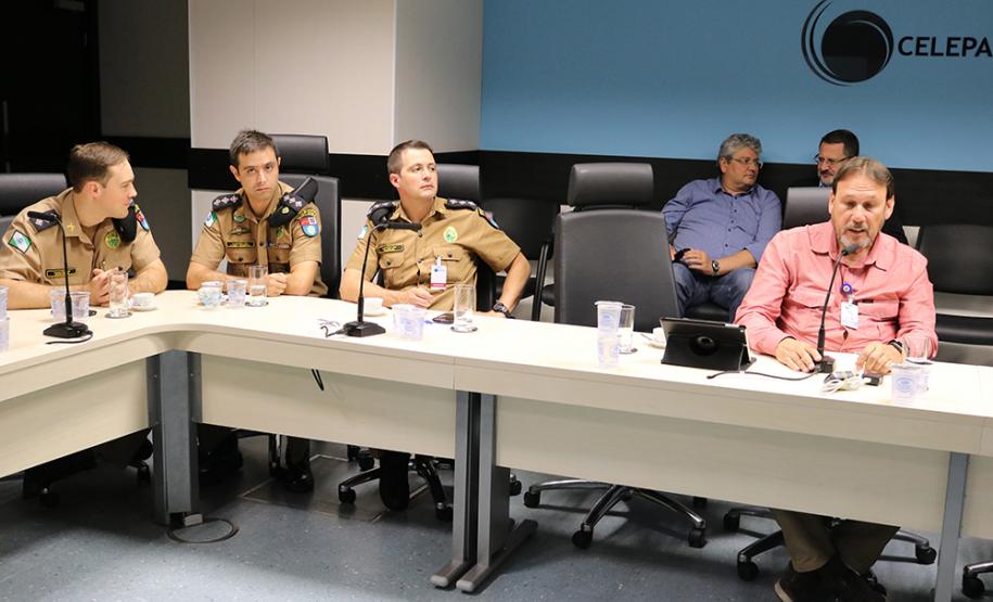 Celepar e Polícia Militar evoluem aplicativo voltado à comunicação da corporação