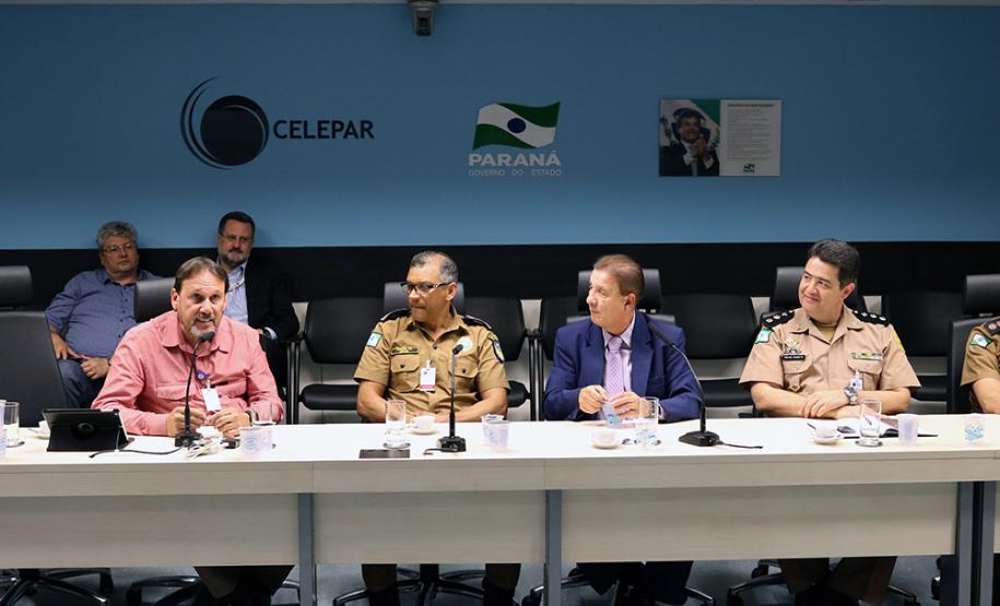 Celepar e Polícia Militar evoluem aplicativo voltado à comunicação da corporação