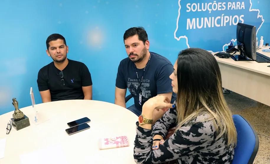 Representantes do Detran-RN conhecem Sistema Digital de Veículos