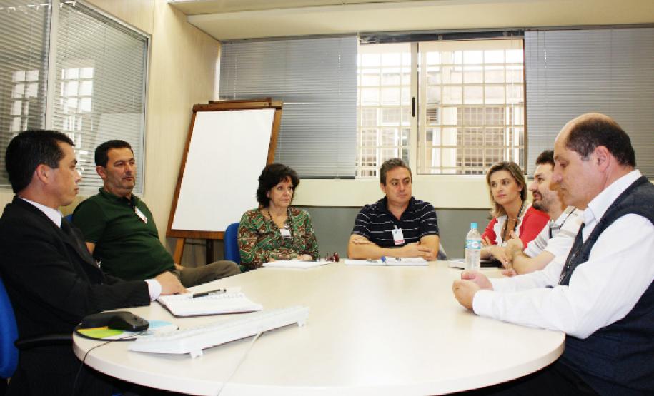 Tecnologia da Celepar no desenvolvimento de portais e  o sistema da Defesa Civil são apresentados a Santa Catarina