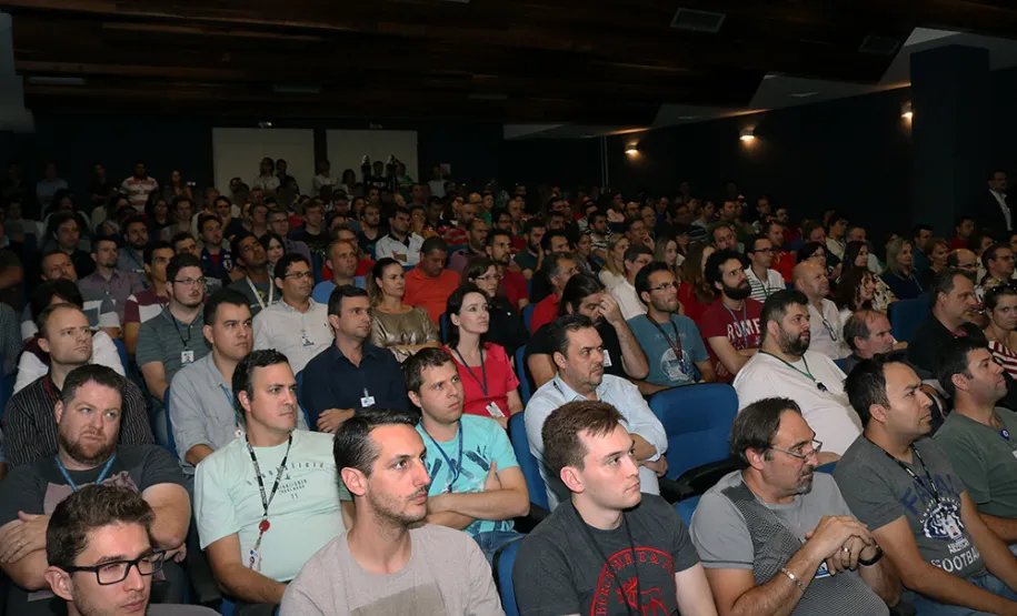Exemplo do Robô Laura é base do Programa de Inteligência Artificial lançado pela Celepar