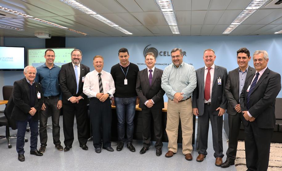 Celepar e Prefeitura de Apucarana assinam protocolo de intenções