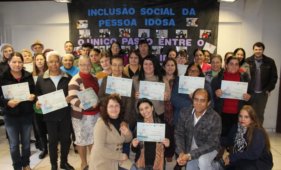 Cidade de Luiziana recebe primeiro curso de Acesso à Internet e Redes Sociais