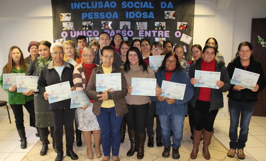 Cidade de Luiziana recebe primeiro curso de Acesso à Internet e Redes Sociais