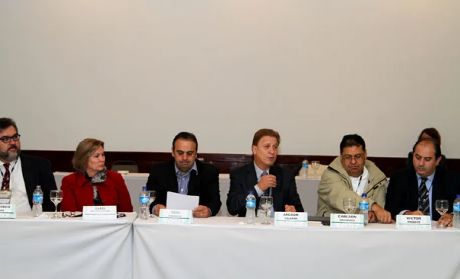 Prefeito de Maria Helena agradece parceria com a Celepar