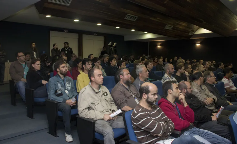Fundação Celepar promove palestra sobre perícias em crimes cibernéticos