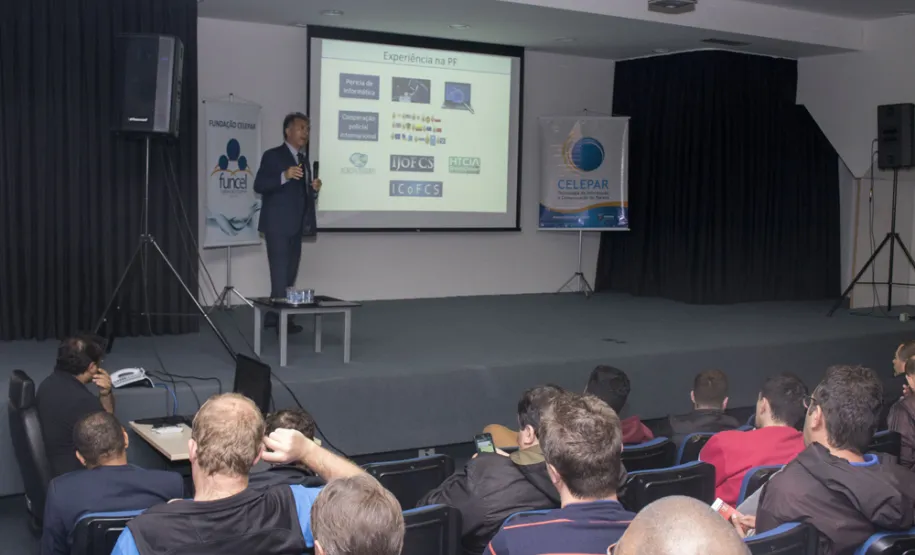 Fundação Celepar promove palestra sobre perícias em crimes cibernéticos