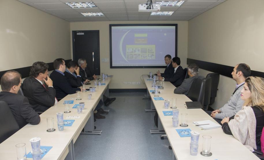 Prefeitura de Aparecida de Goiânia busca parceria com a Celepar