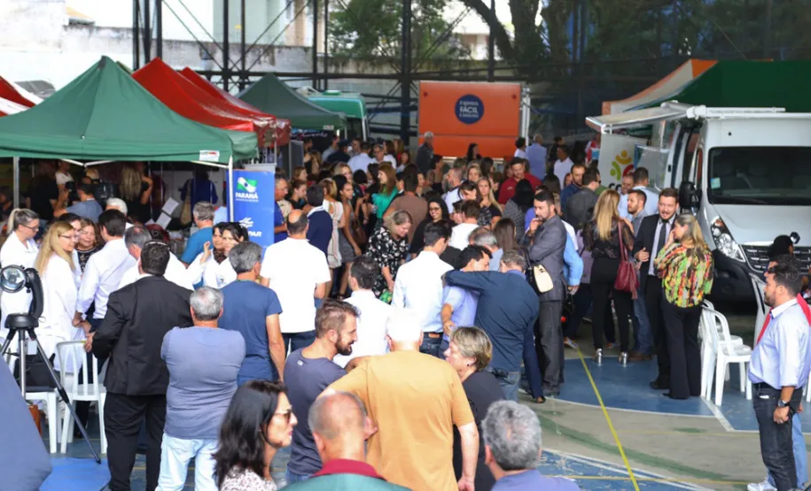 Santa Felicidade recebeu Mutirão da Cidadania com atuação da Celepar 200 serviços ofertados pelo Governo do Estado e pela Prefeitura de Curitiba no Mutirão da Cidadania de Santa Felicidade.Curitiba, 01/02/2018.