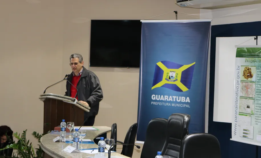 Empregados da Celepar discutem sobre a importância no uso de tecnologia durante evento em Guaratuba
