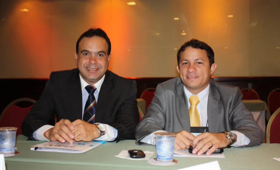 Evento nacional de informática pública discute modernização do Estado em Curitiba Participantes da 117ª Reunião Ordinária do Conselho das Associadas da Associação Brasileira de Entidades Estaduais de Tecnologia da Informação e Comunicação (Abep) em Curitiba/PR, nos dias 09 e 10 de fevereiro de 2012